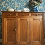 Grand Parisian buffet with 3 doors – solid oak – An elegant and sturdy rarity