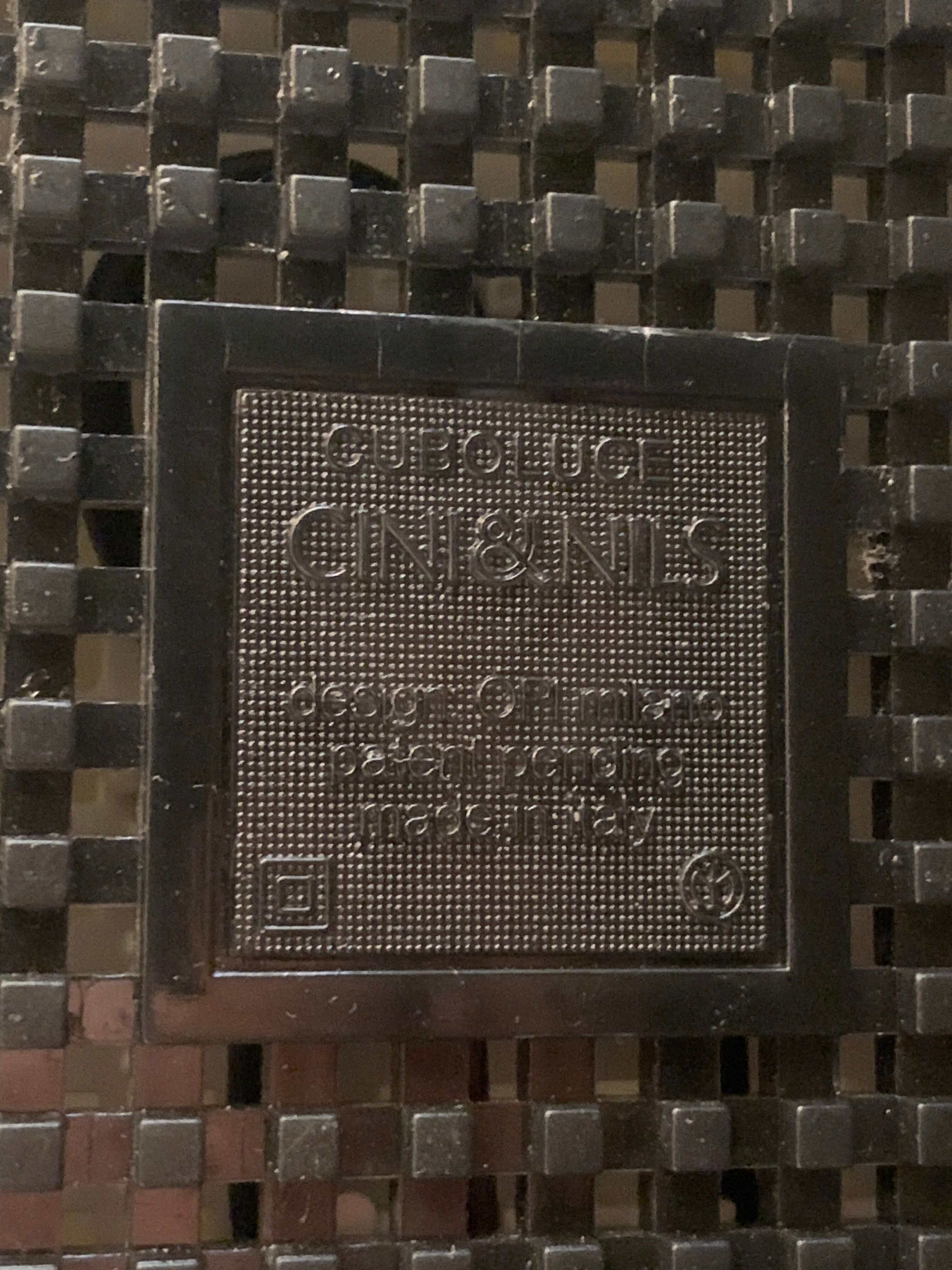 Italian cube lamp Cuboluce, first edition of 1972