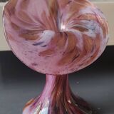 Volubilis vase in Murano glass. Pink speckled background. Height 21 cm.