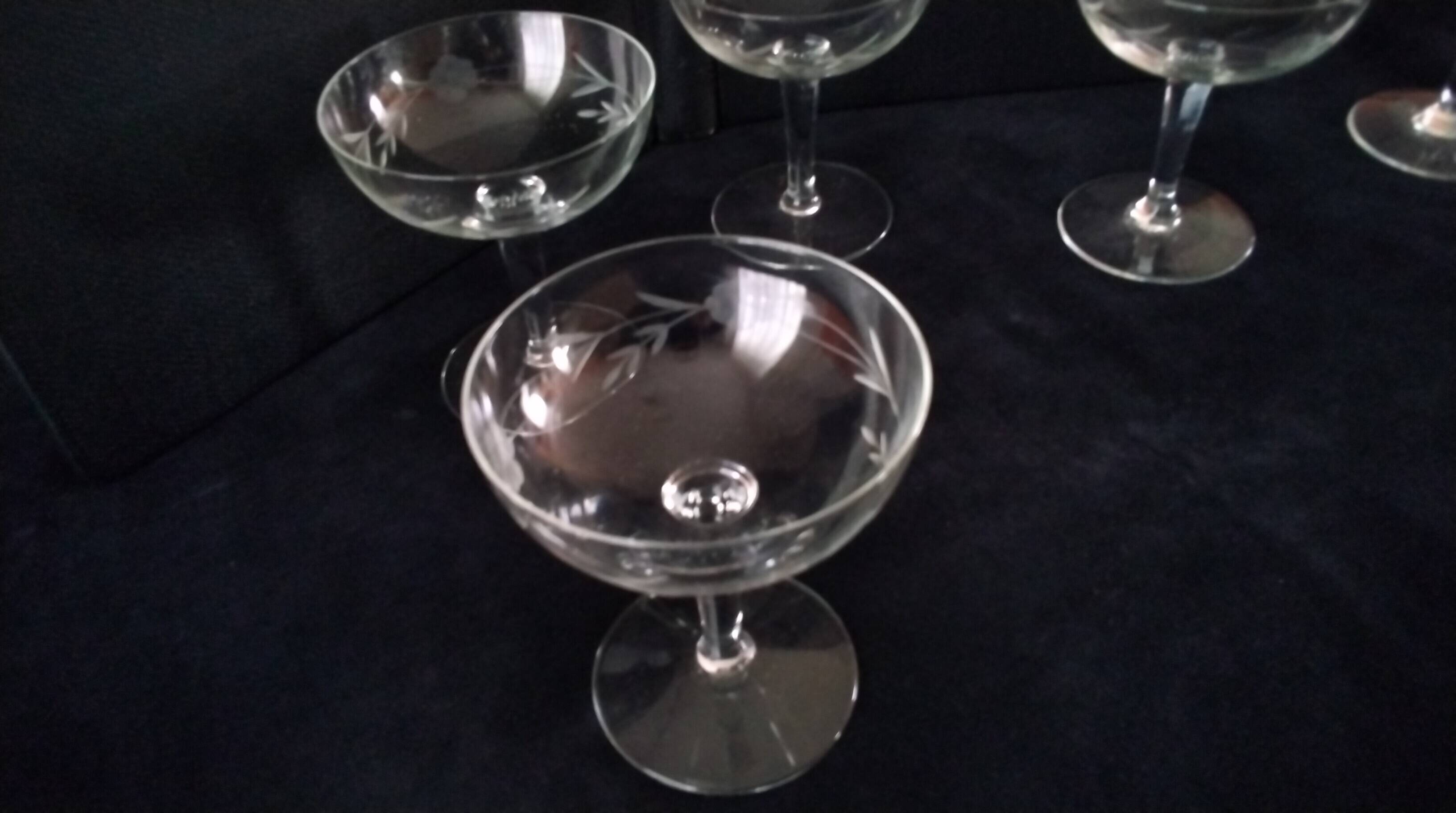 6 vintage champagne coupes in frosted glass.