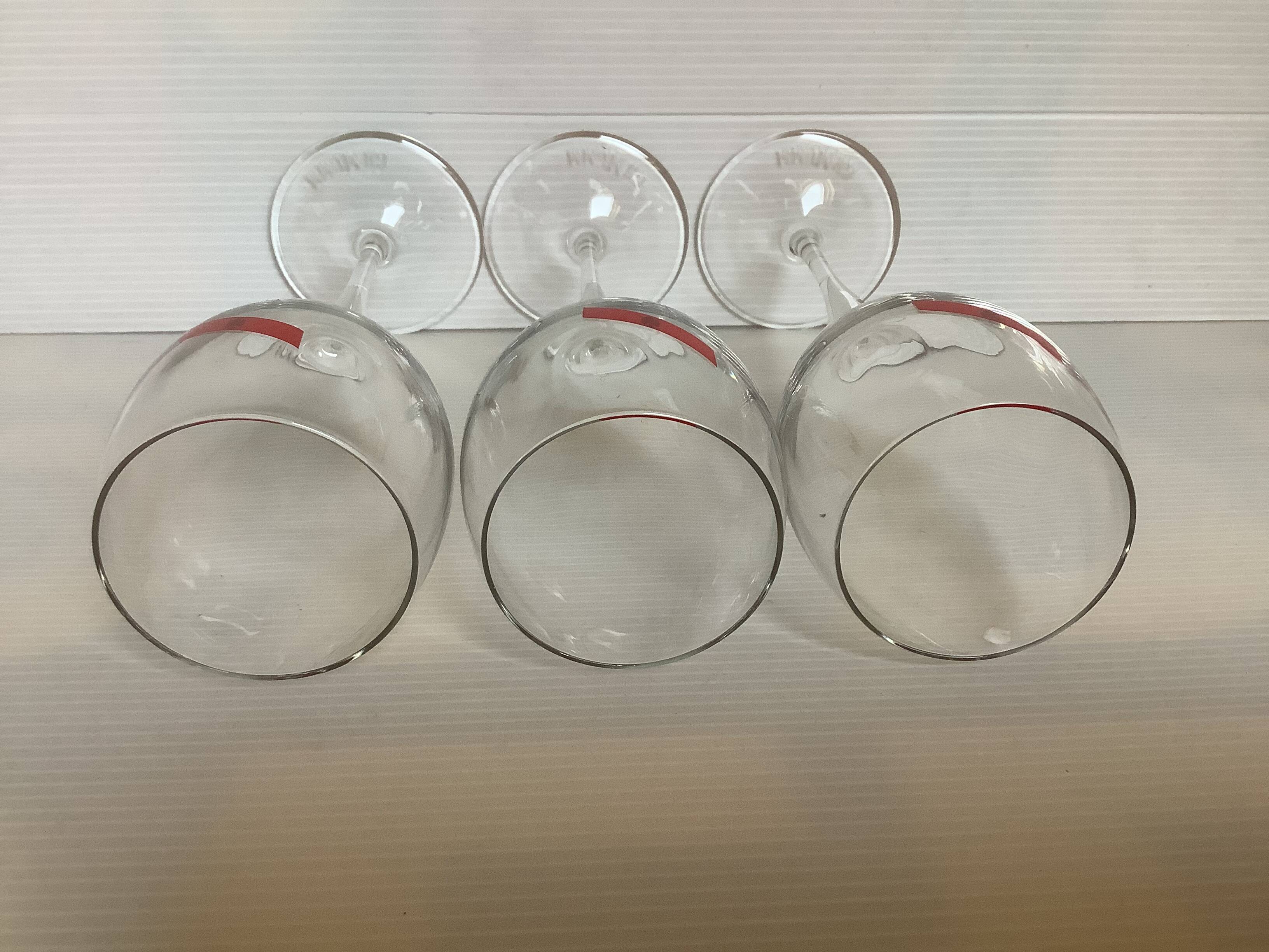 Three mumm GH champagne flutes