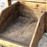 Old wooden basket market gardener florist Savoie chalet