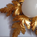Flower-shaped ceiling lamp
