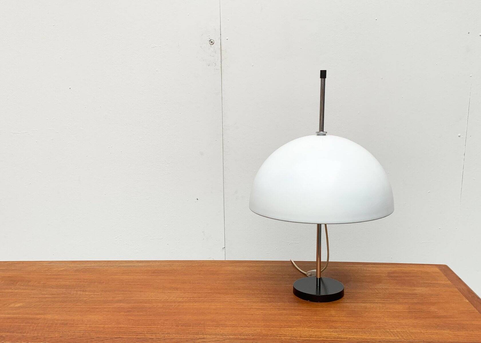 Mid-century minimalist dome table lamp