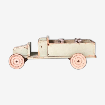 Jouet camion de laitier en bois