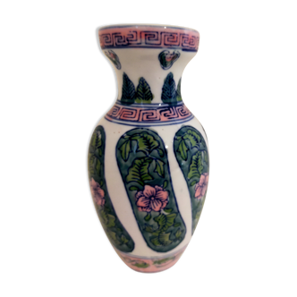 Chinese style porcelain vase