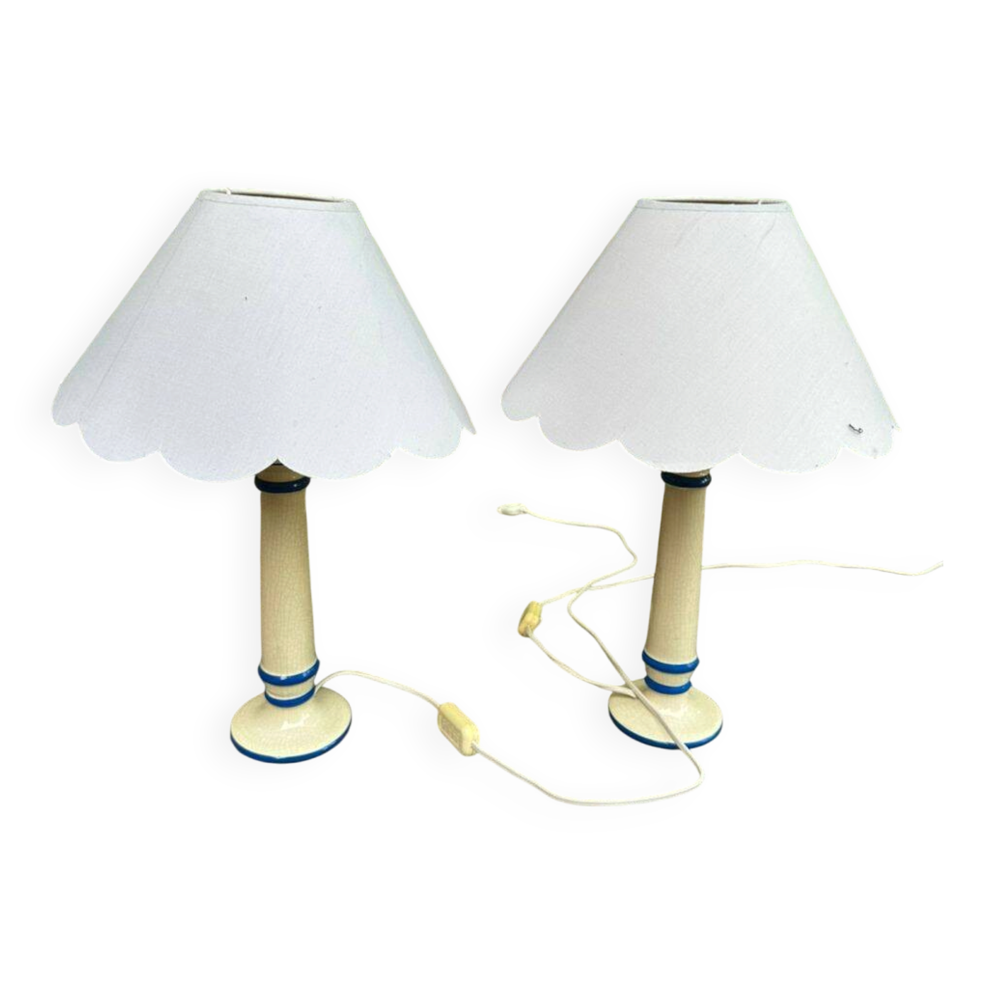 2 vintage ceramic bedside lamps from the 1990s.