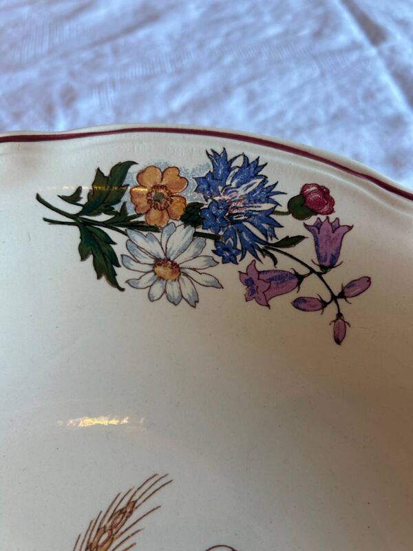 Plat creux en faïence de Sarreguemines, décor Agreste, années 1950