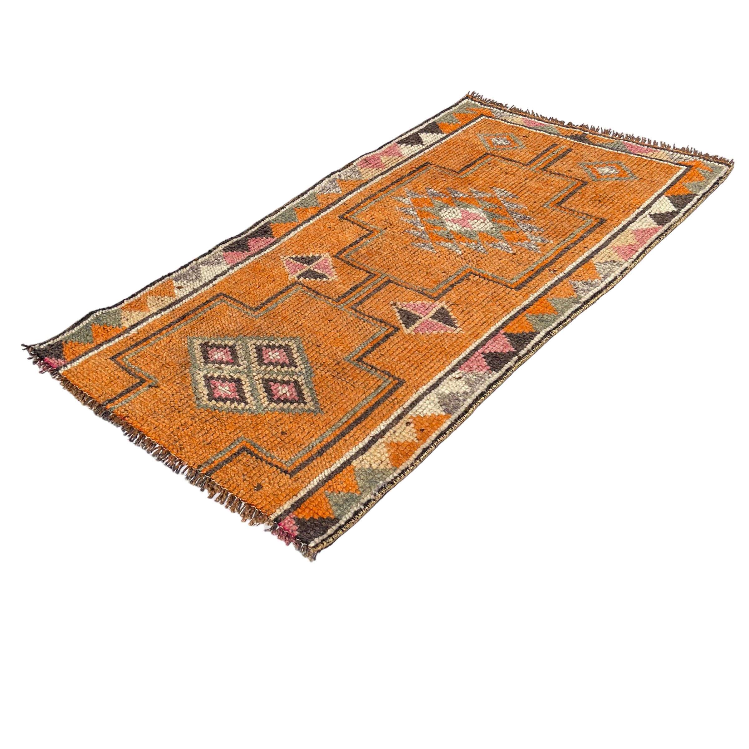 Traditional vintage kurdish herki rug 160 x 87 cm