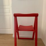 Duo vintage folding chairs