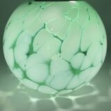 Vase en verre vintage forme boule fait à la main alicja vert et blanc