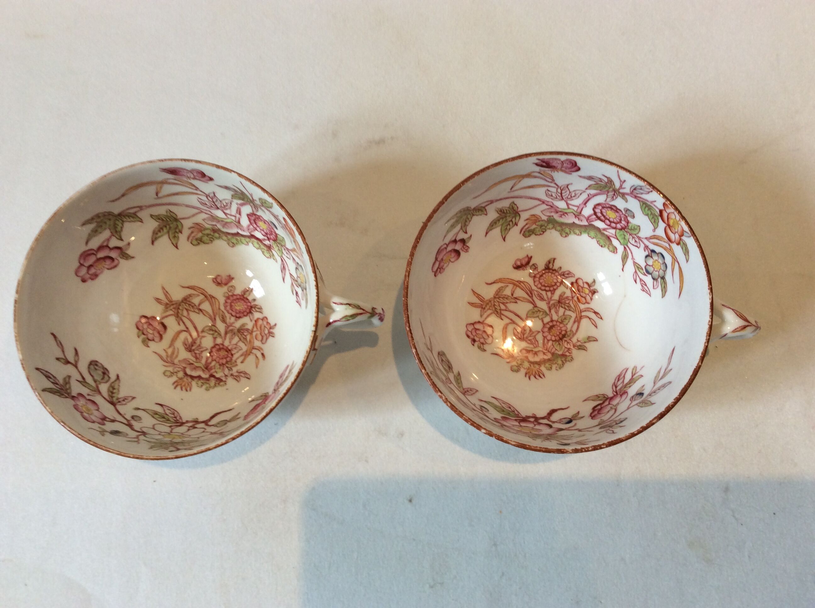 Duo tea cups 19th