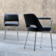 Paire de fauteuils conférence noirs et chrome années 60
