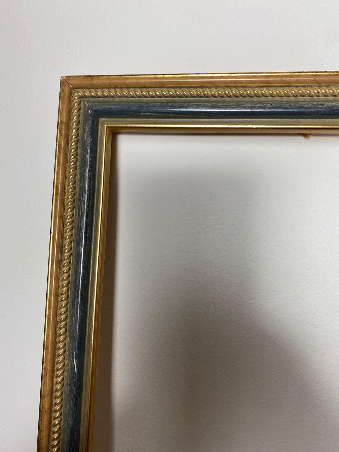 Large bicolor wooden frame