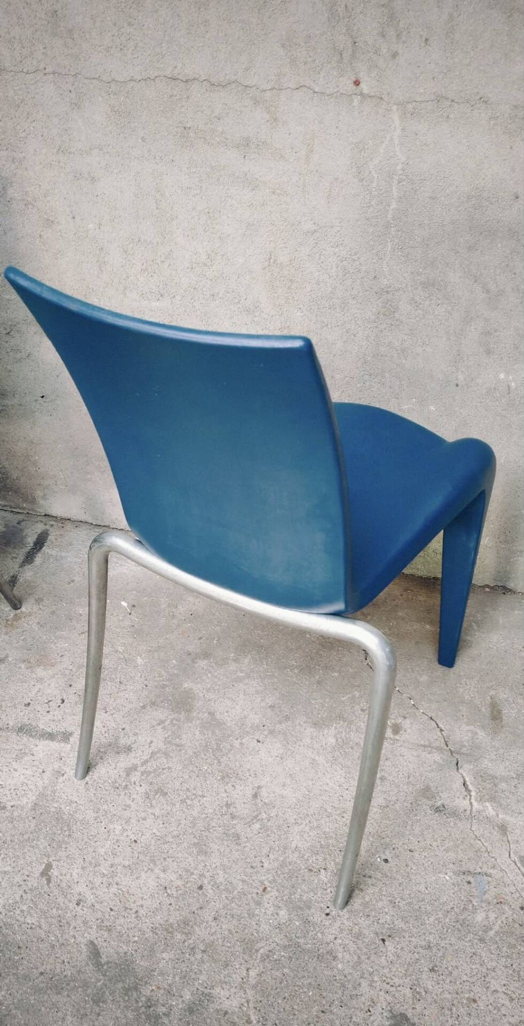 Lot de 4 chaises Louis 20 de Stark par Vitra