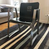 Set of 6 chairs with armrests numbered from 1 to 6, wood and steel