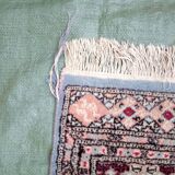 Old handmade wool oriental rug. 190 x 126cm