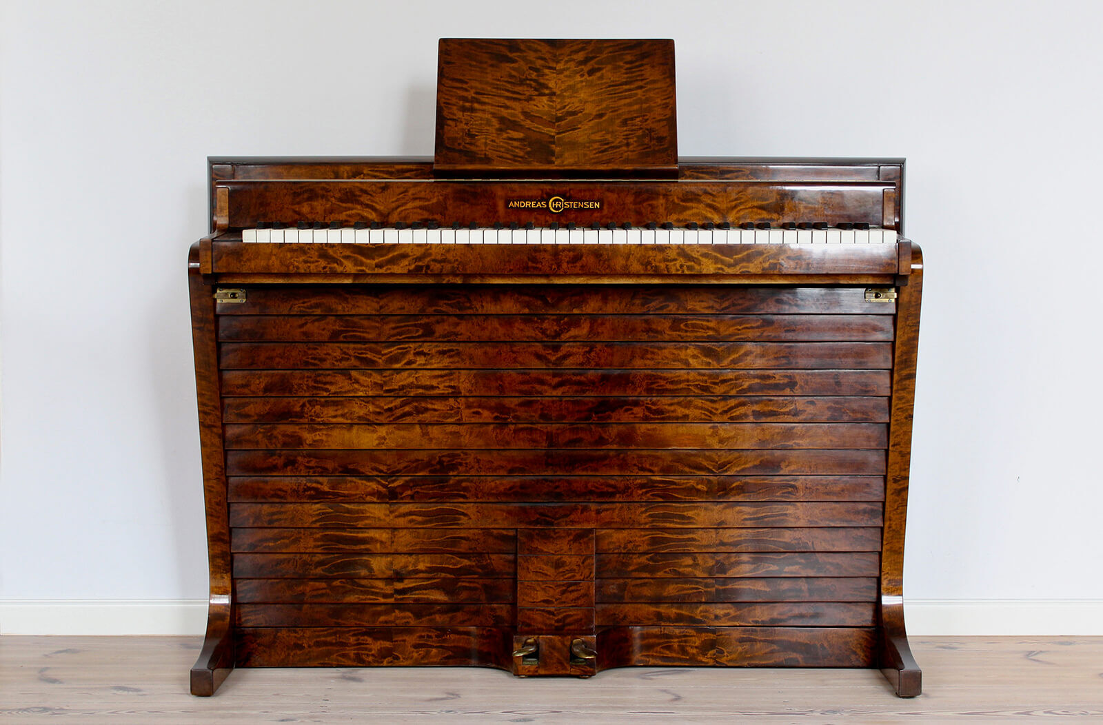 Piano de Poul Henningsen Pianette pour Andreas Christensen
