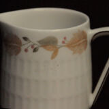 Porcelain milk pot Zeh Scherzer