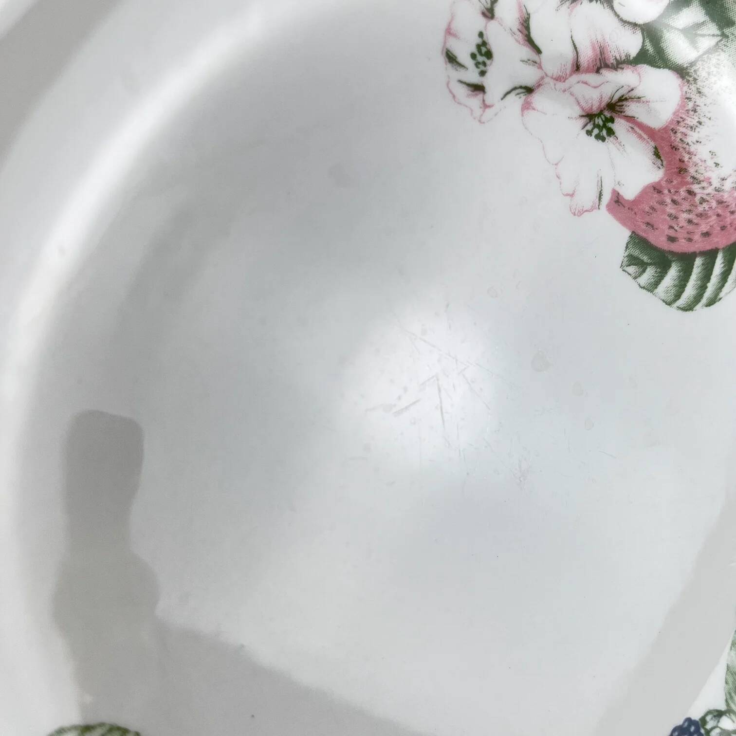 Set of 8 flat plates by Churchill, "Victorian Orchard" model, Staffordshire, England.