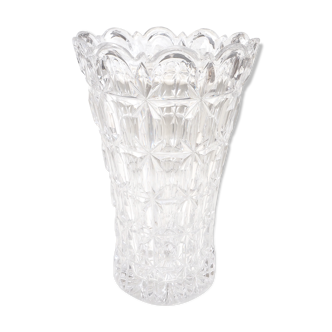 Vase en verre taillé
