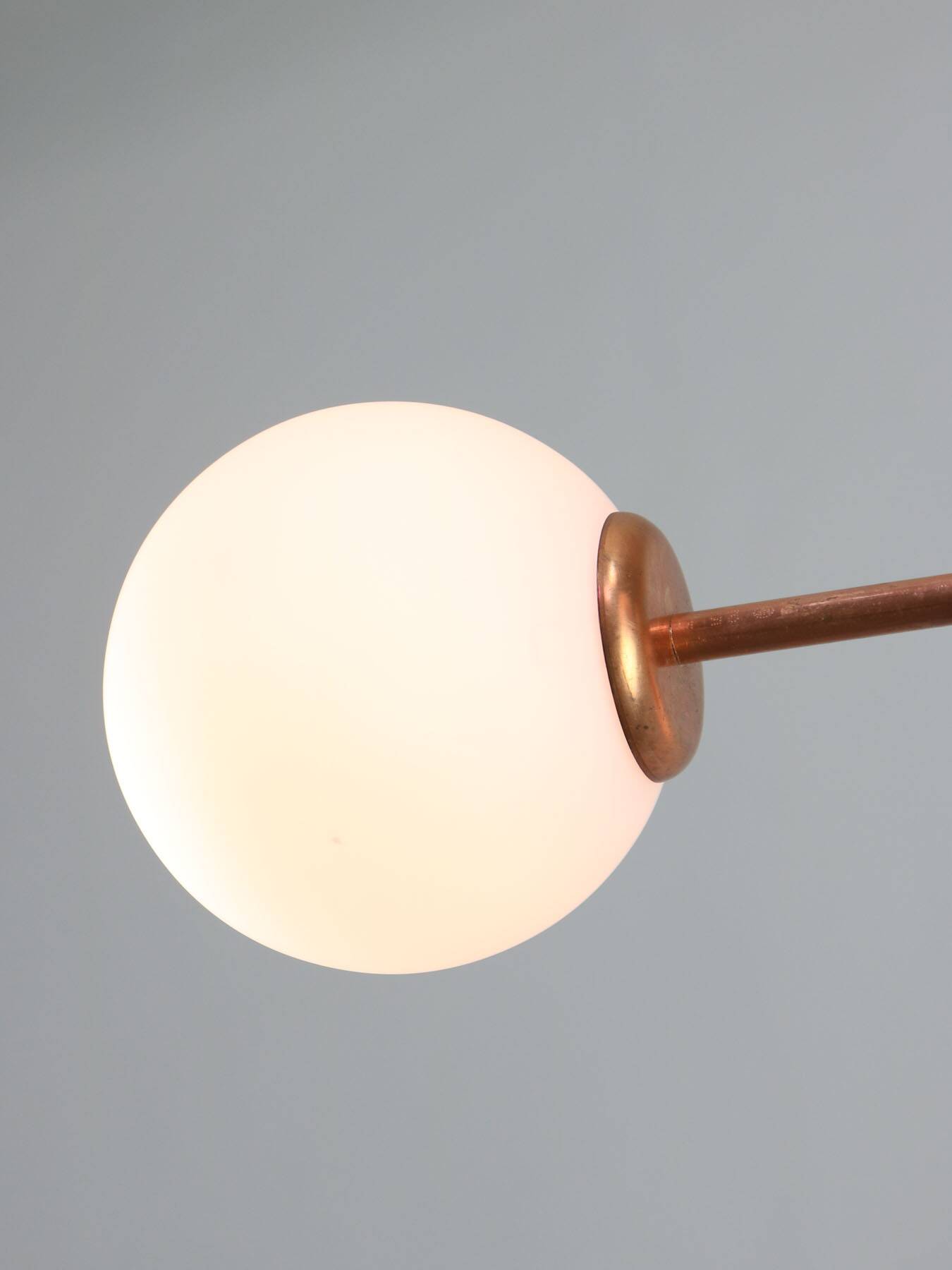 Mid-Century Modern Italian Chandelier in Copper and Opaline Glass, 1960s