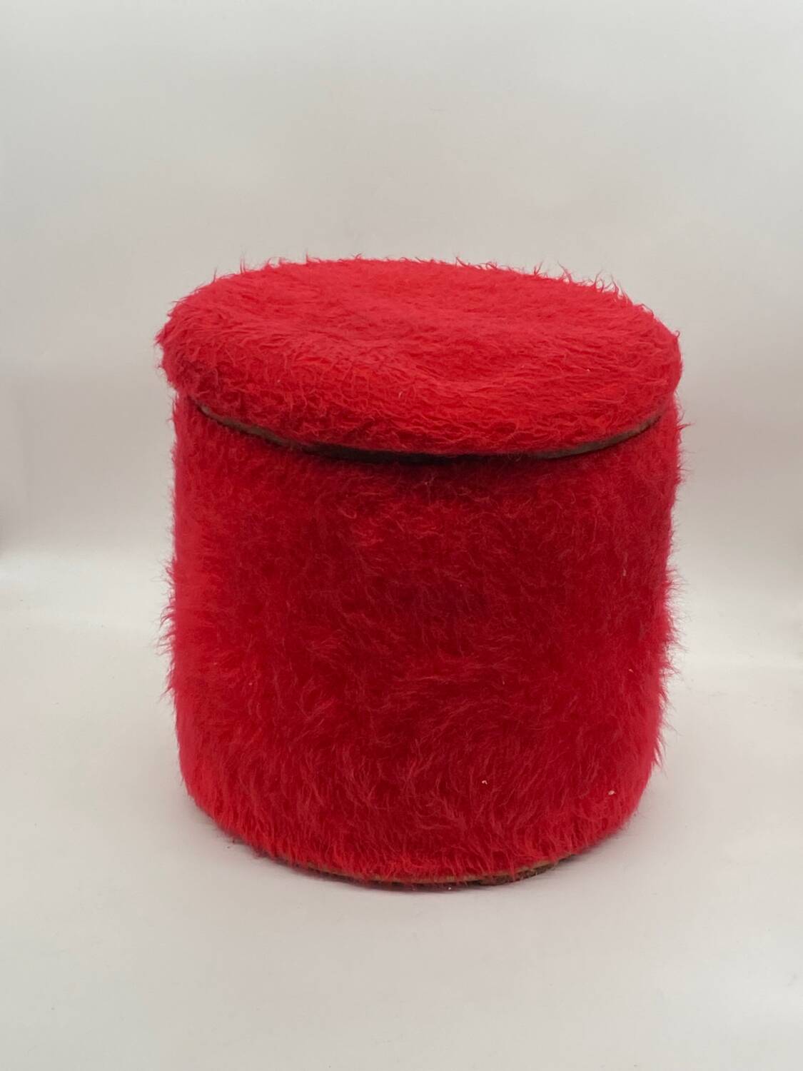 Pelfran vintage red toupee pouf