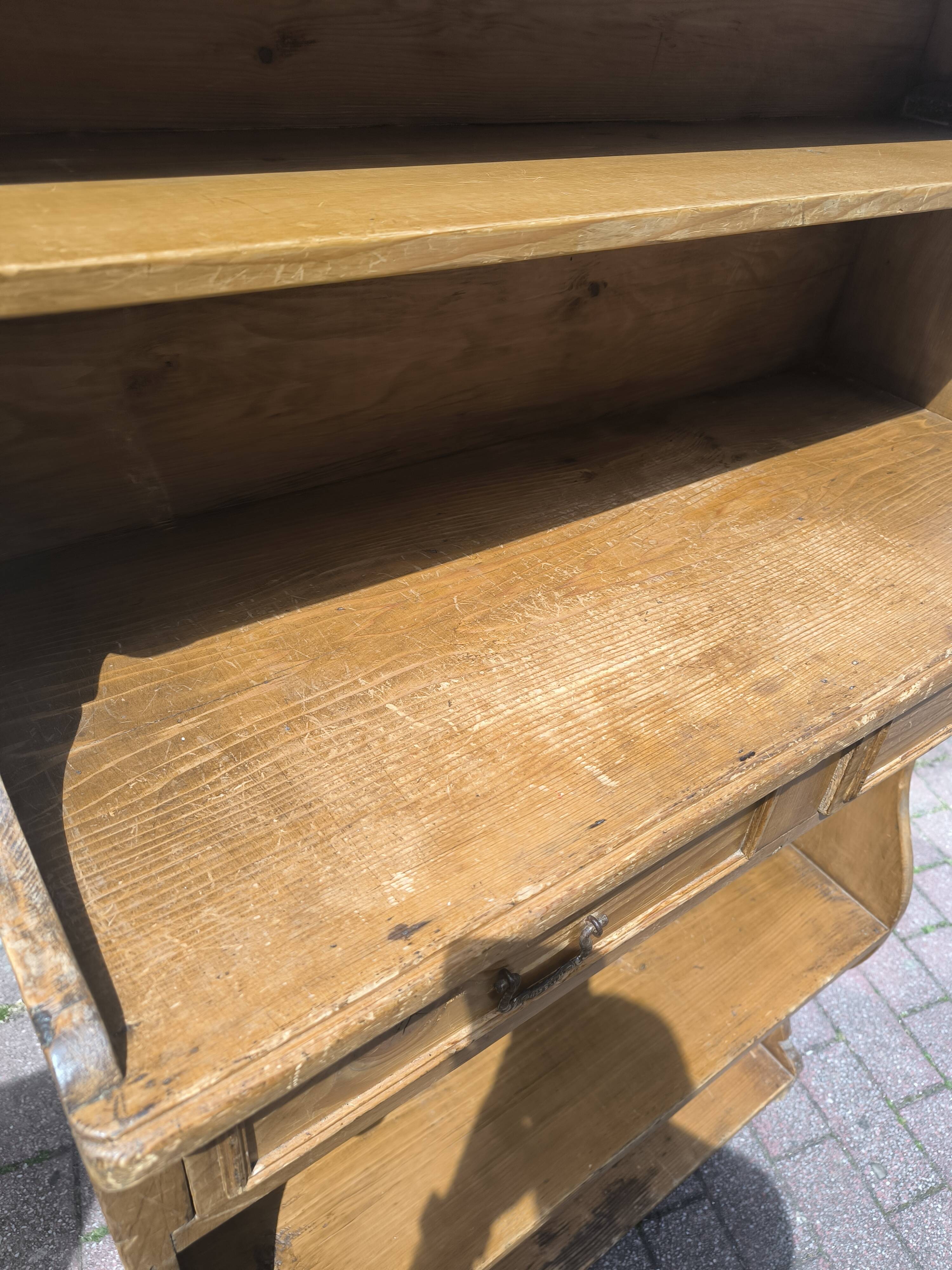 Etagere vaisselier