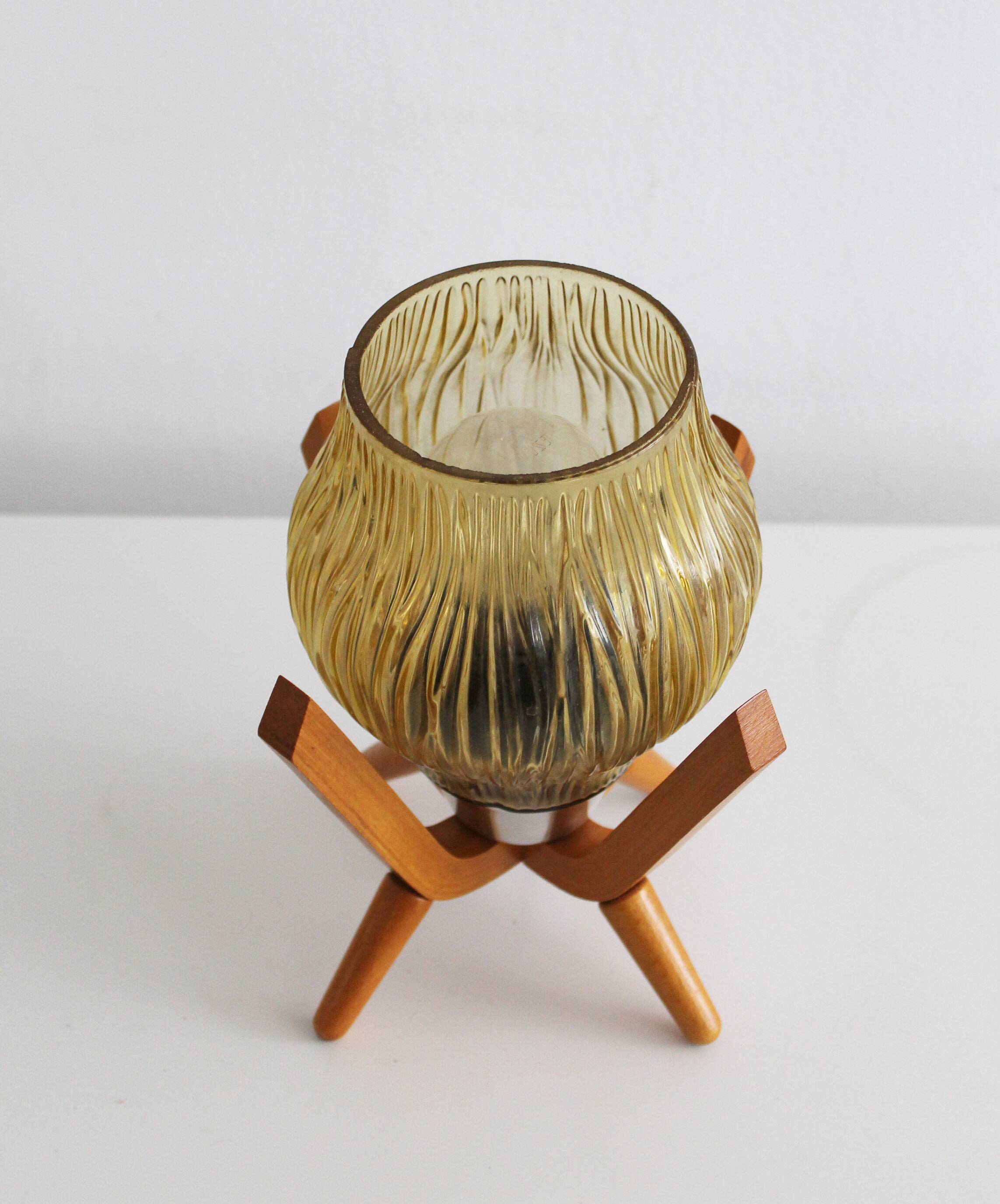 Paire de lampes de chevet vintage des années 1970 par Drevo Humpolec
