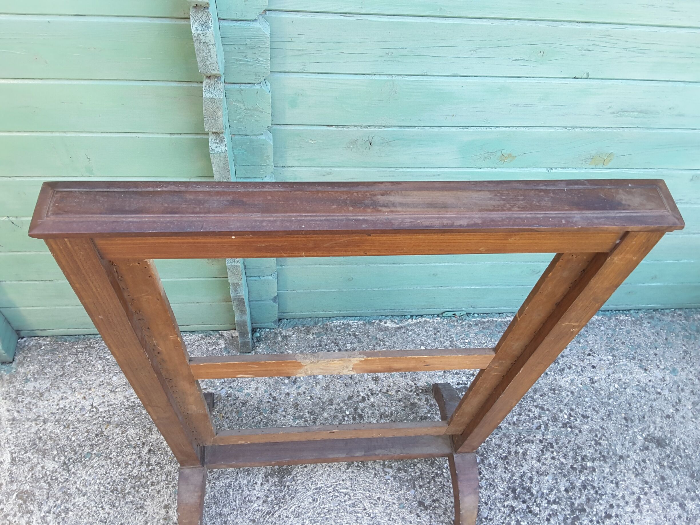 Firewall poravent clothes rack