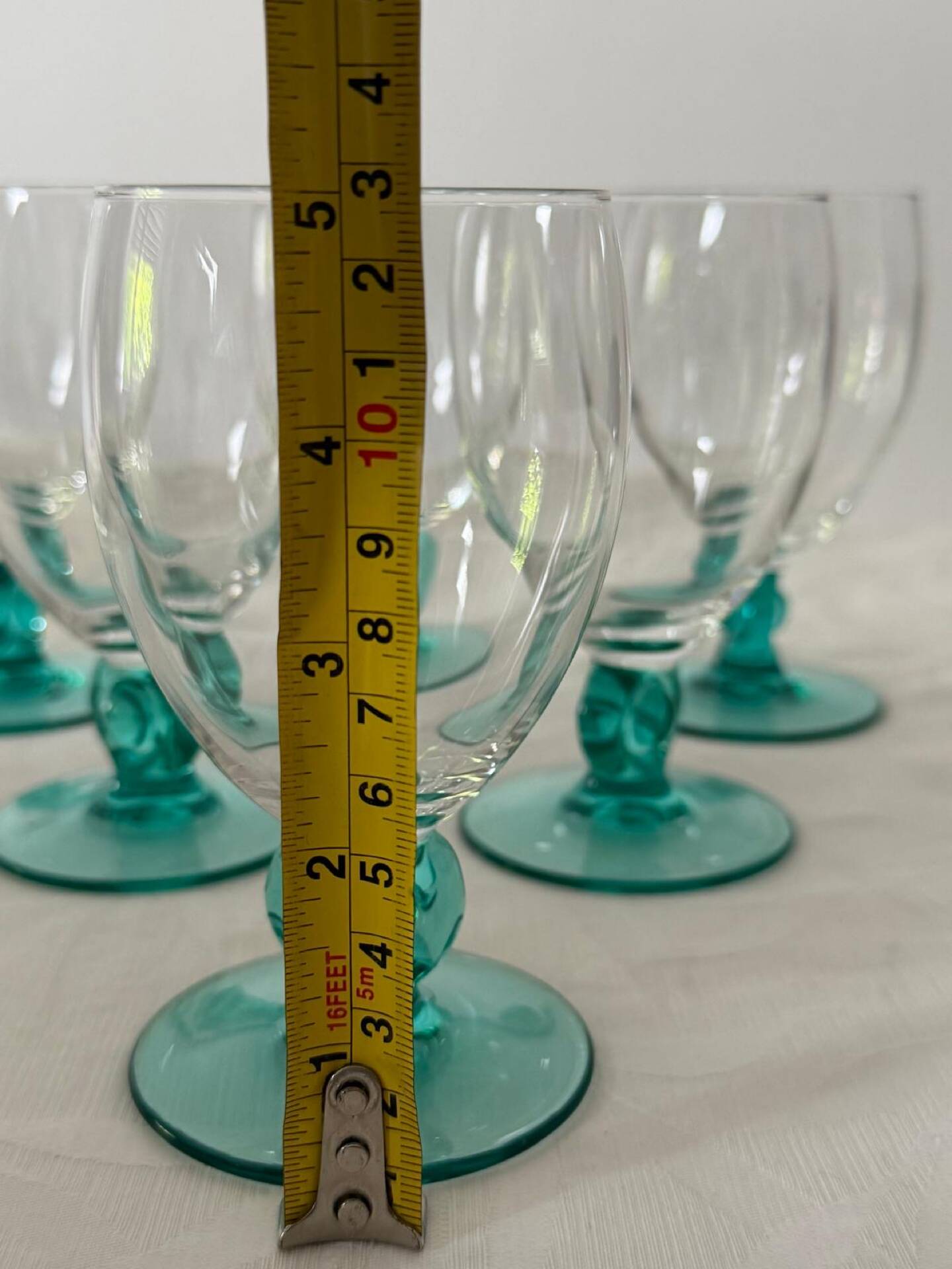 Lot of 8 vintage stemmed glasses