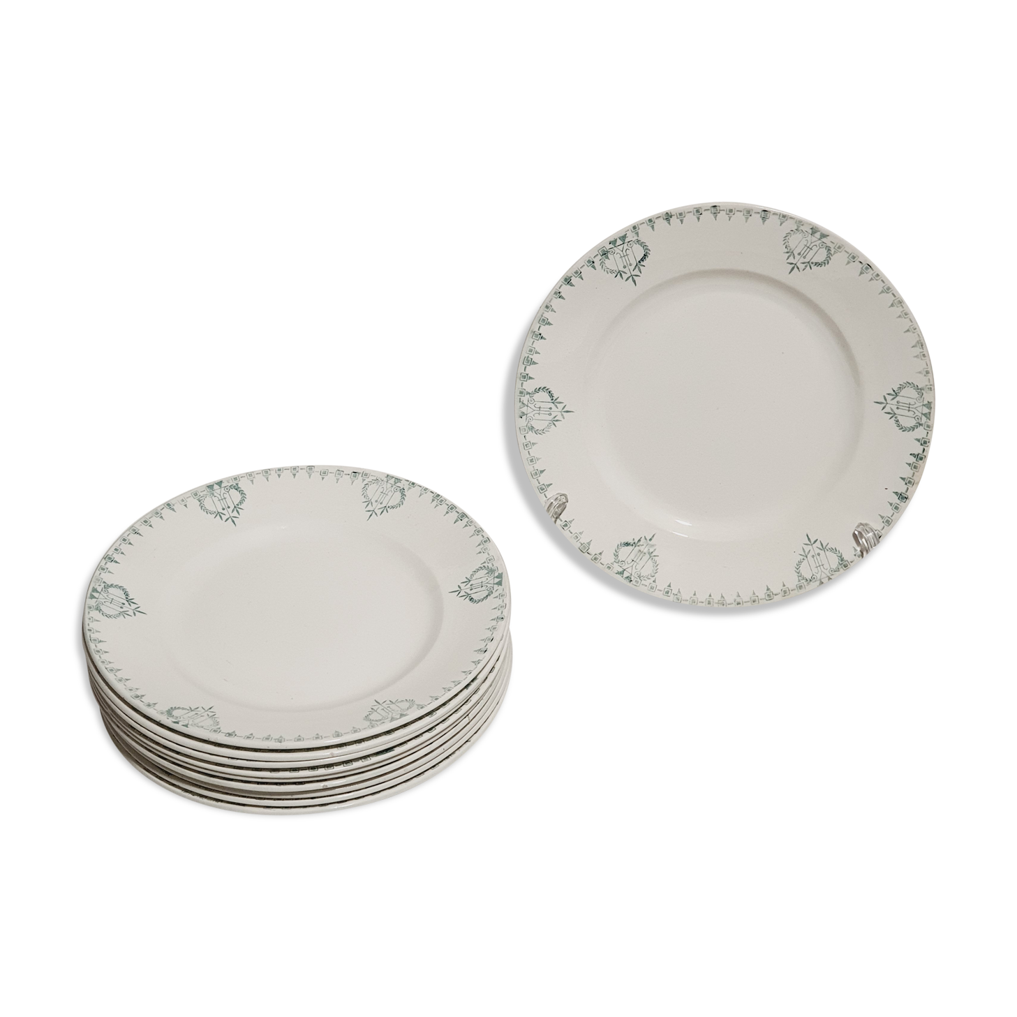 Lot of 10 flat plates made of iron earth