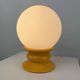 Lampe de table en verre jaune et blanc Temde leuchten type 1