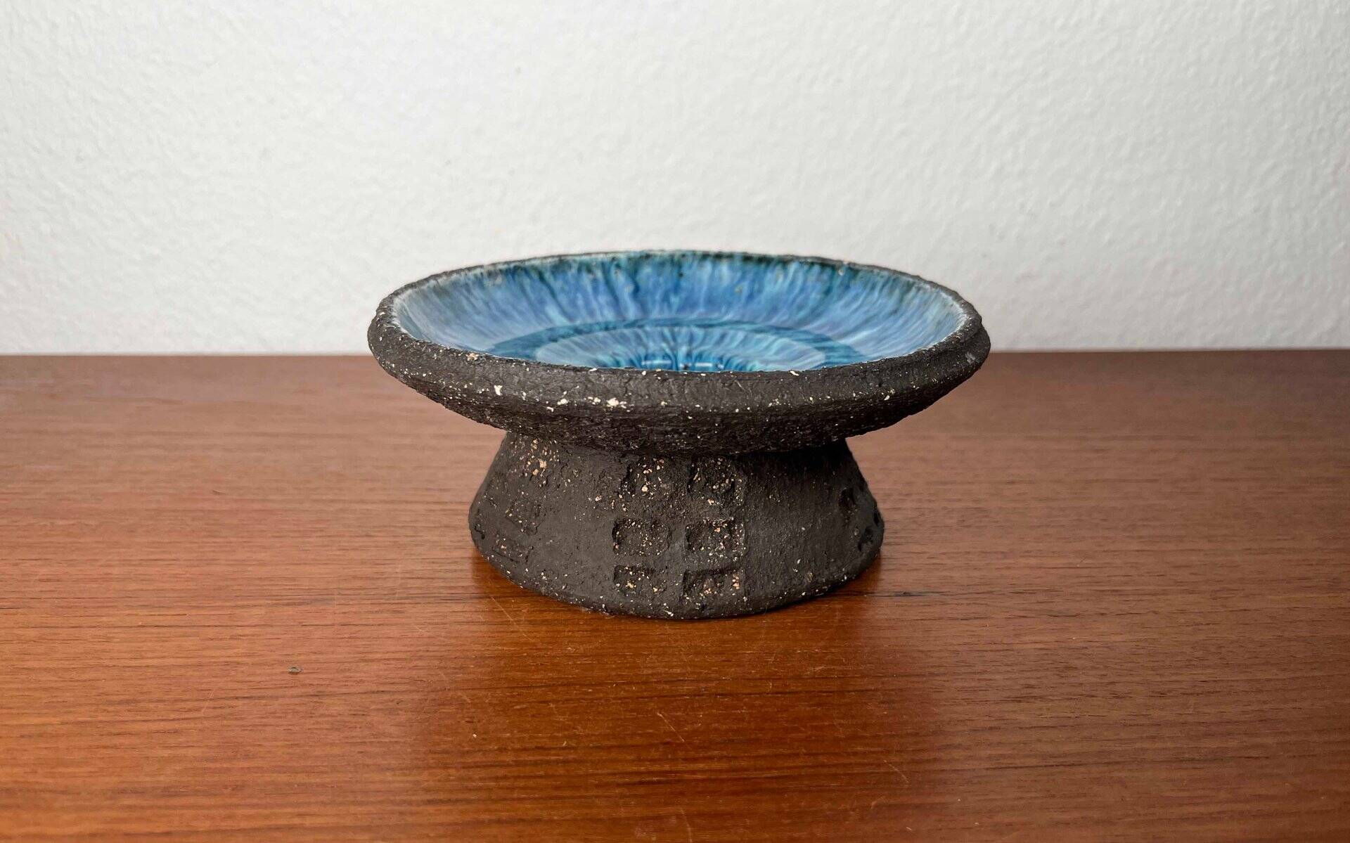 Mid-century modern pottery candlestick by Else and Henry Nielsen for Henri Keramik, 1960s.