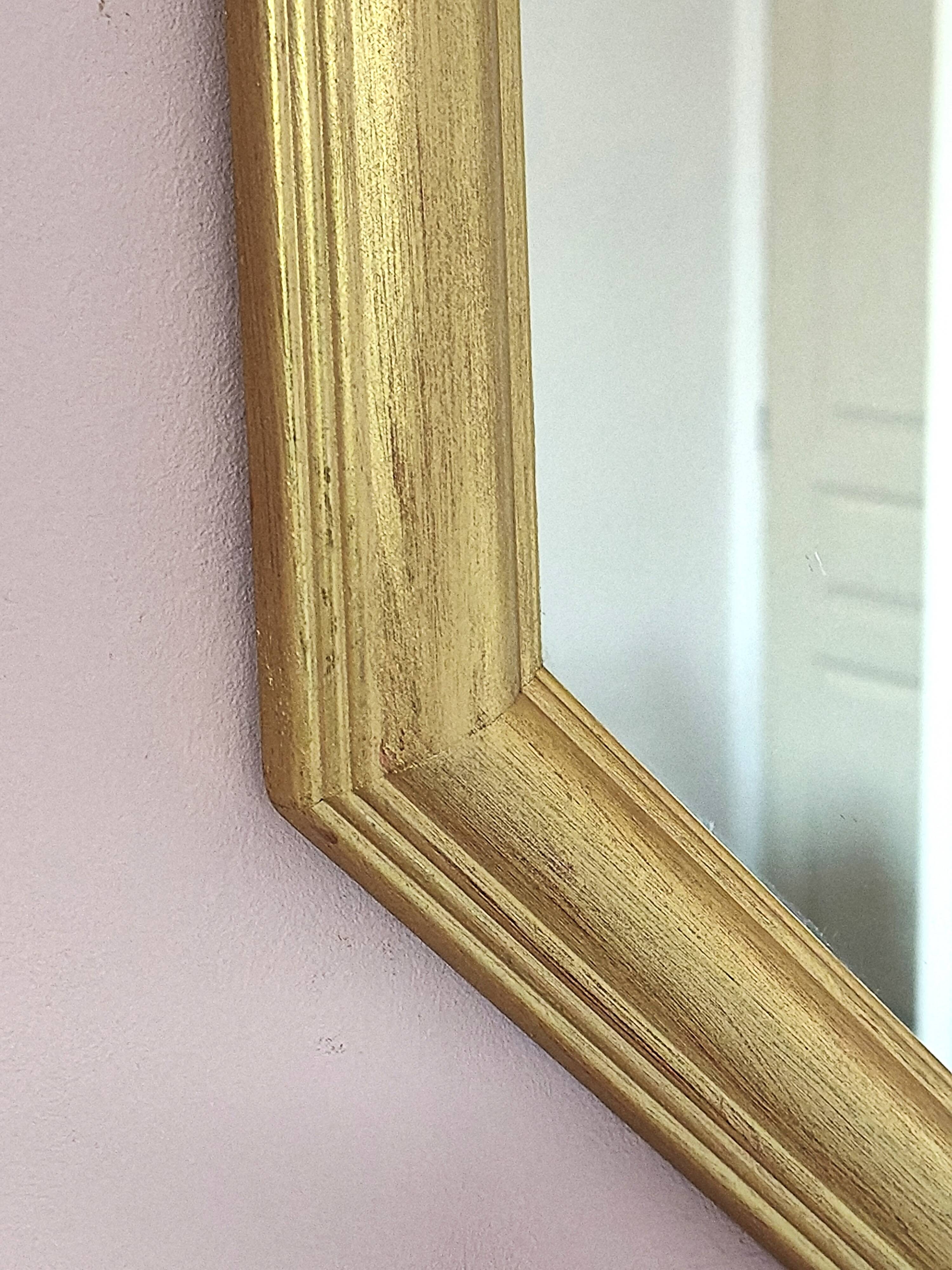 Golden octagonal mirror