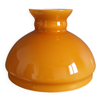 Abat-jour globe en verre opaline caramel ocre