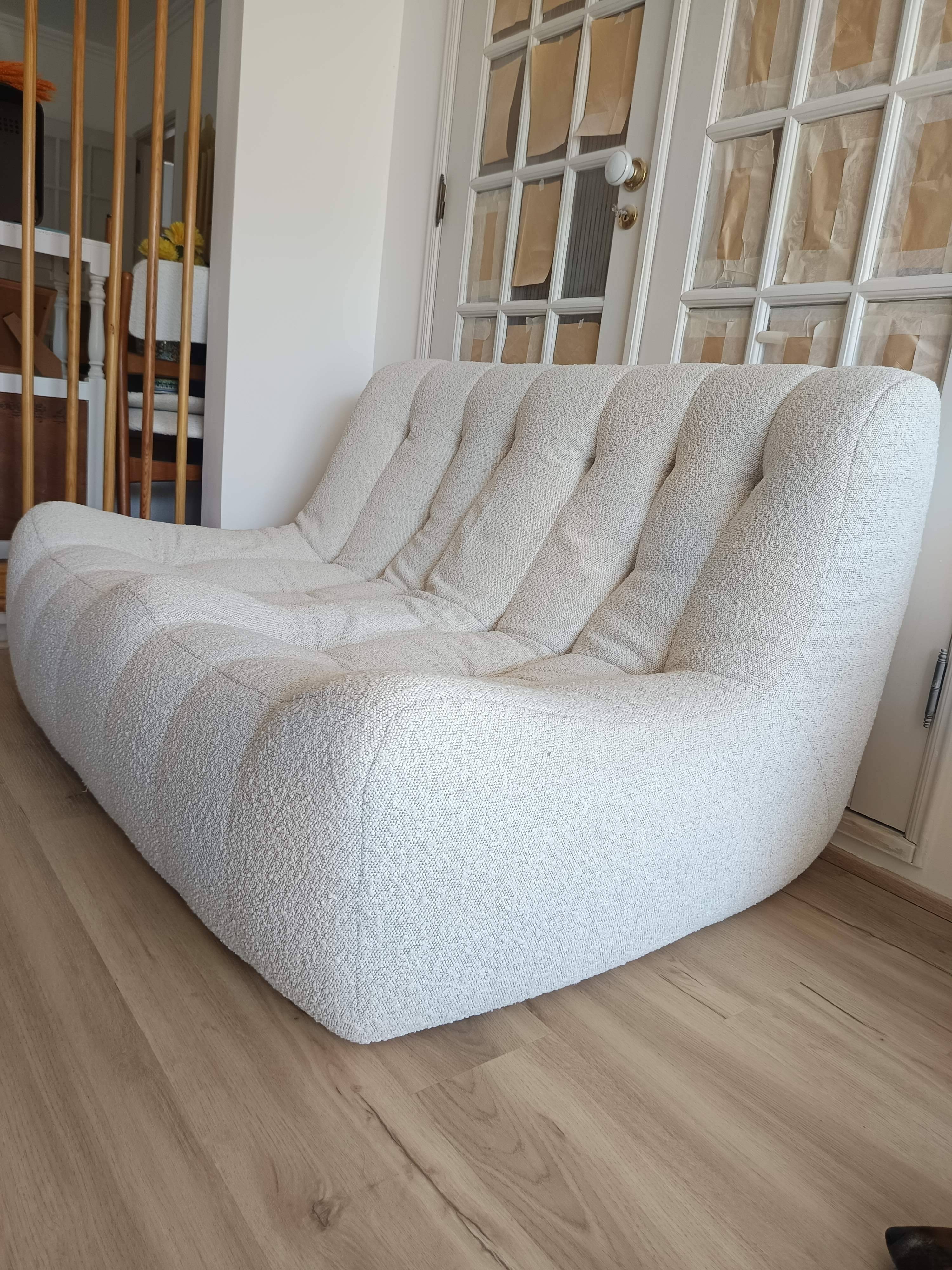 Vintage Steiner two-seater armchair from the 80s.