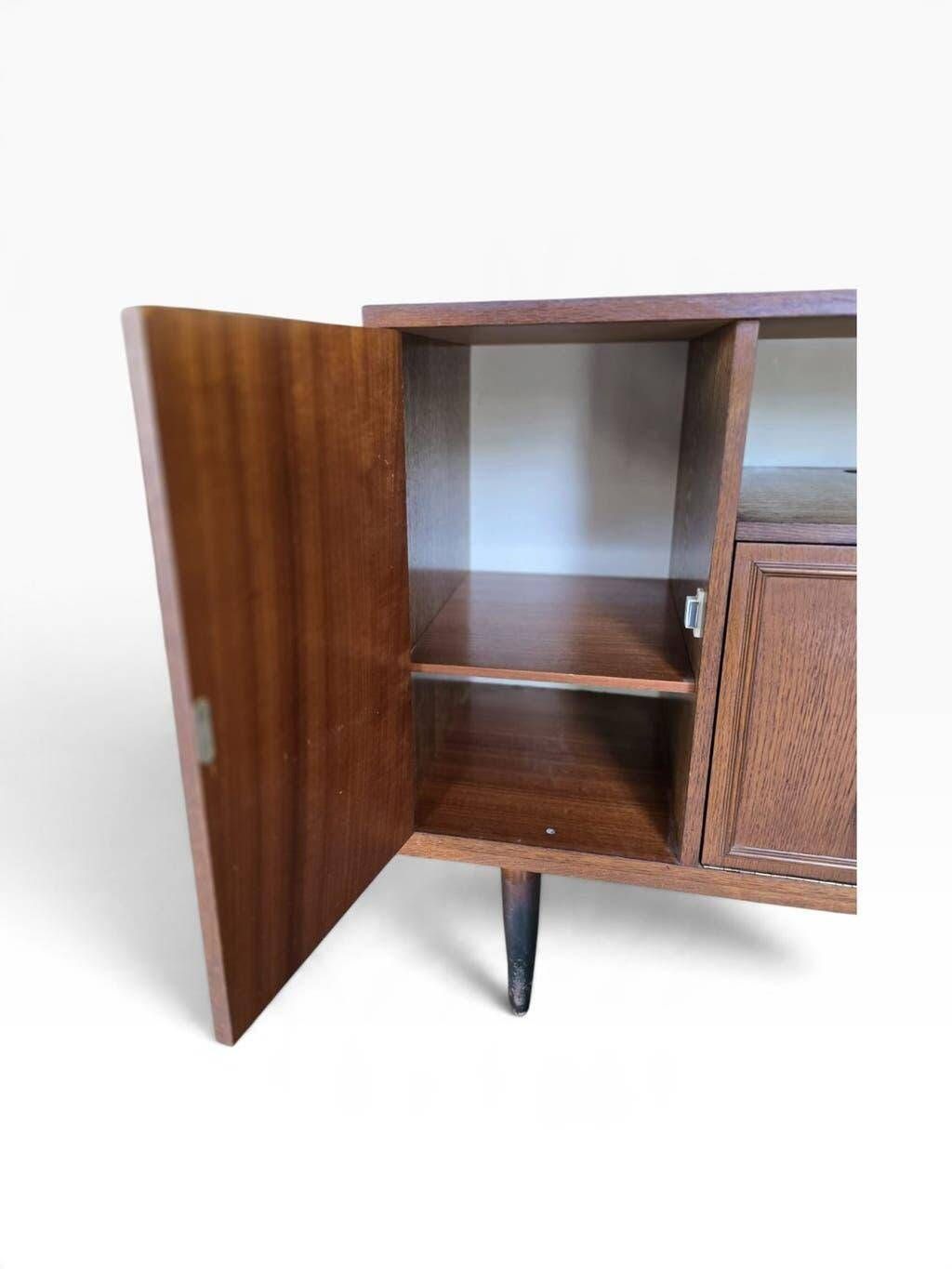 Vintage wooden TV unit/buffet/china cabinet