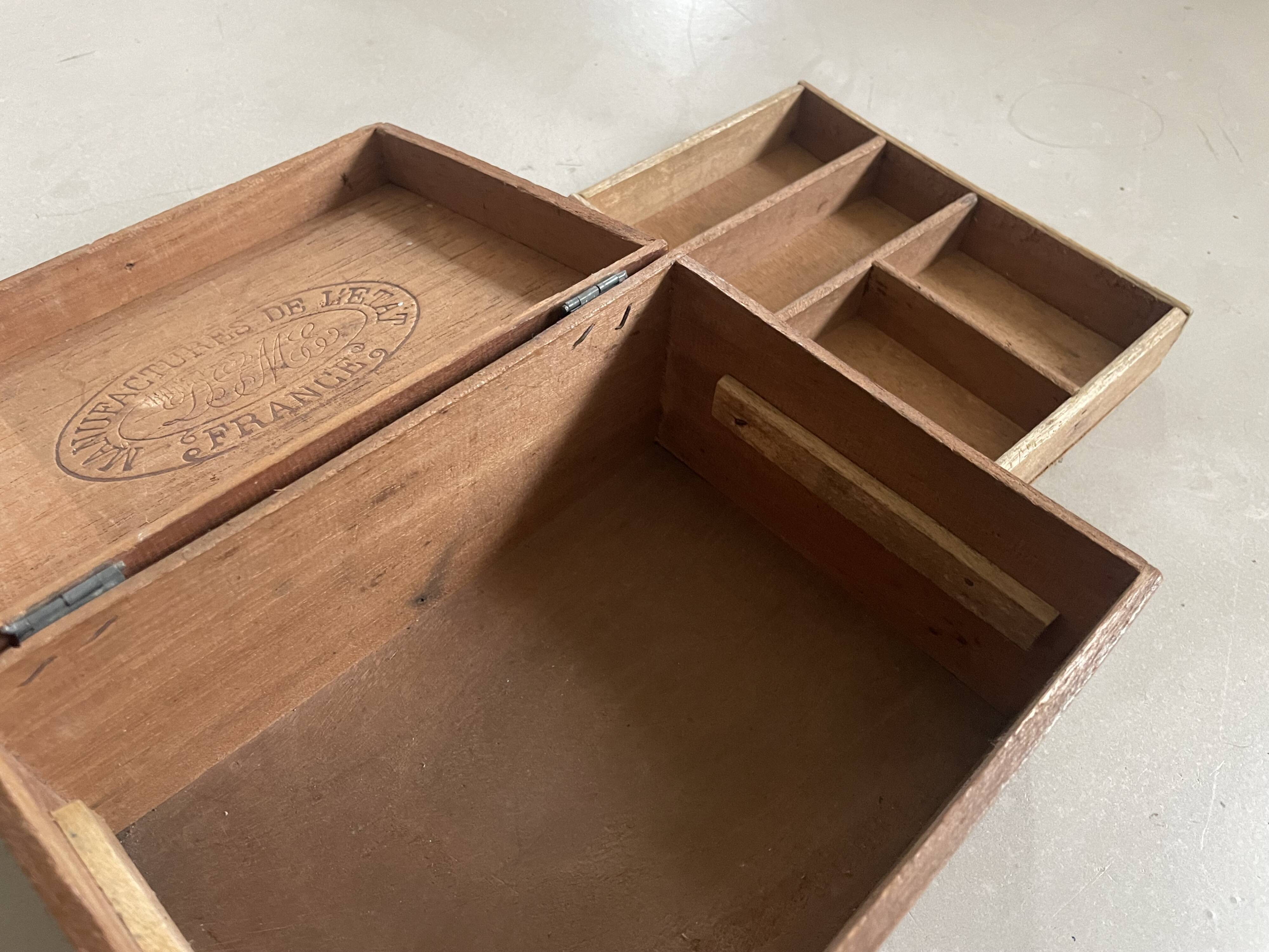 Old DGME cigar box, state factory
