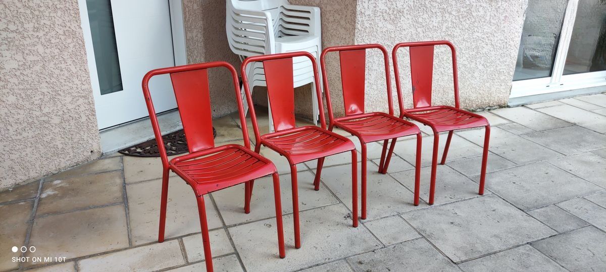 Chaises tolix modèle T4