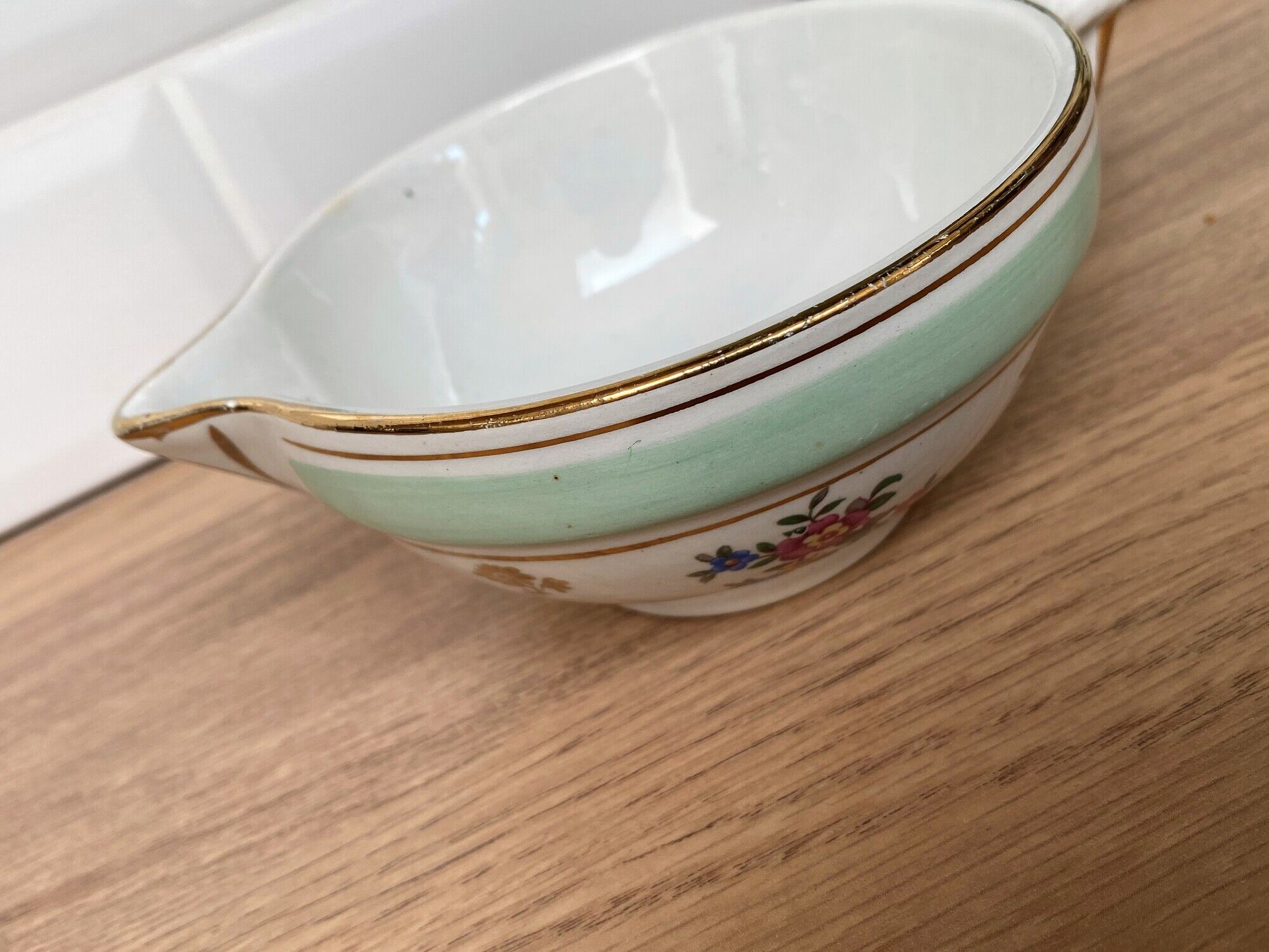 Saucière en demi-porcelaine L'Amandinoise