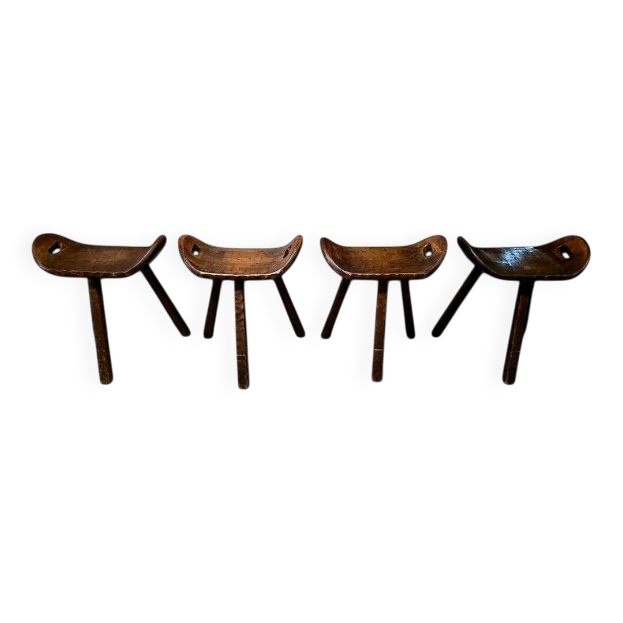 Ensemble de 4 tabourets brutalistes en bois massif