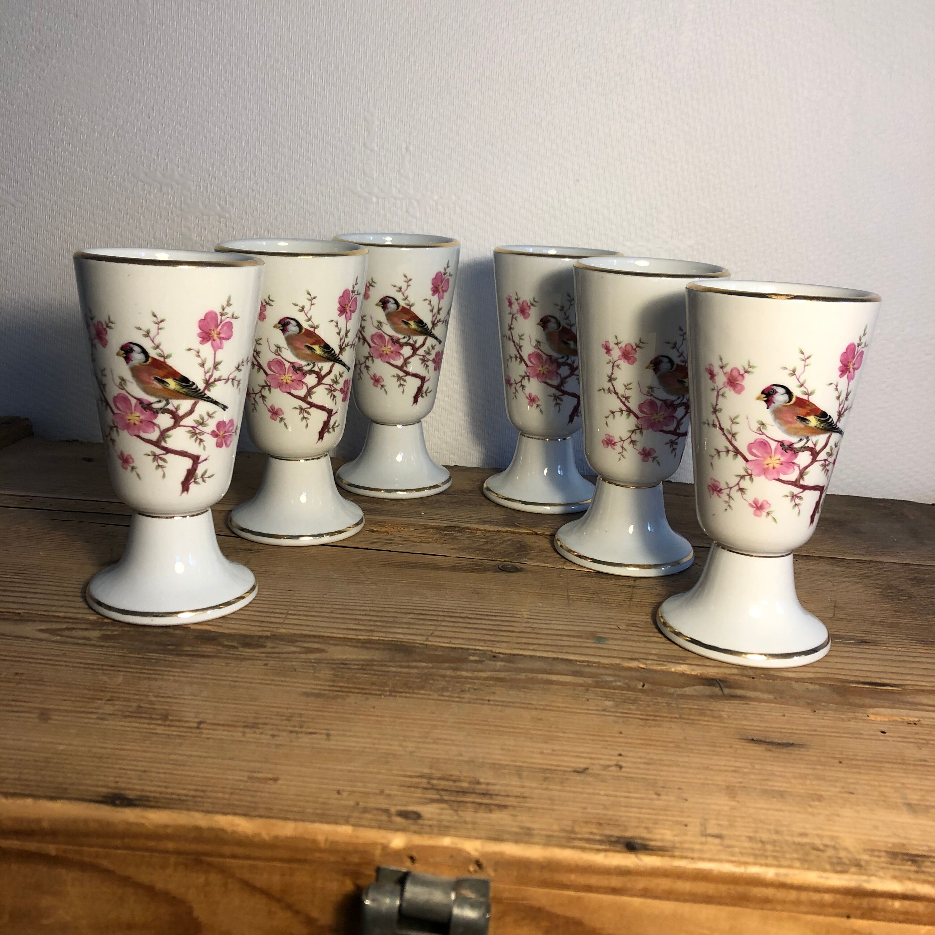 Mazagrans and coffee maker