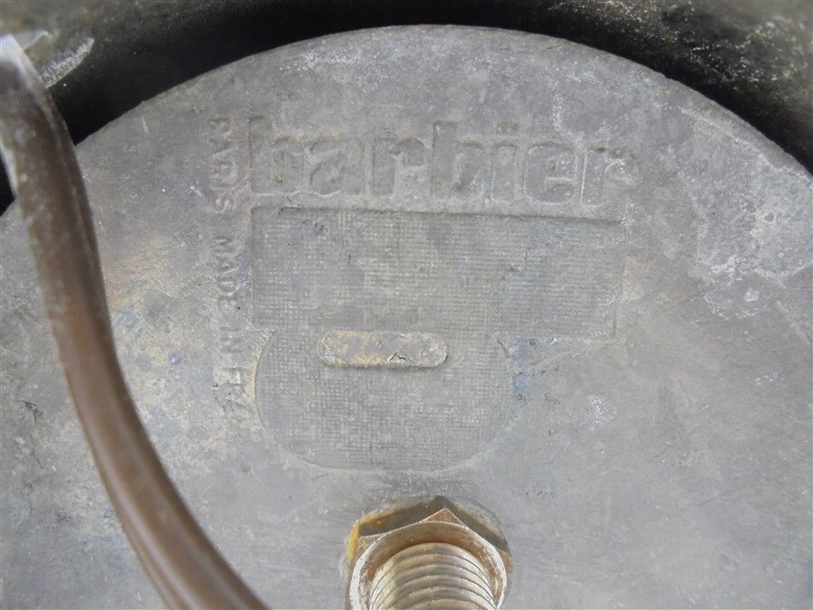 Barbier's signed lamp