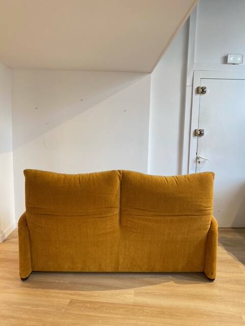 Maralunga Cassina by Vico Magistretti (Fox fabric) 2024