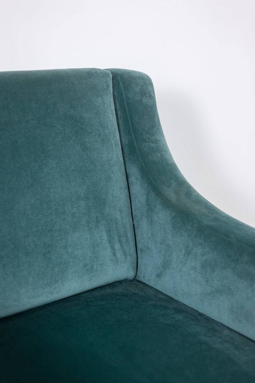 Pair of “Club” armchairs, cubic shape. 1940s.