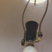 Grande lampe pagode peinte motifs floraux et abat jour métal