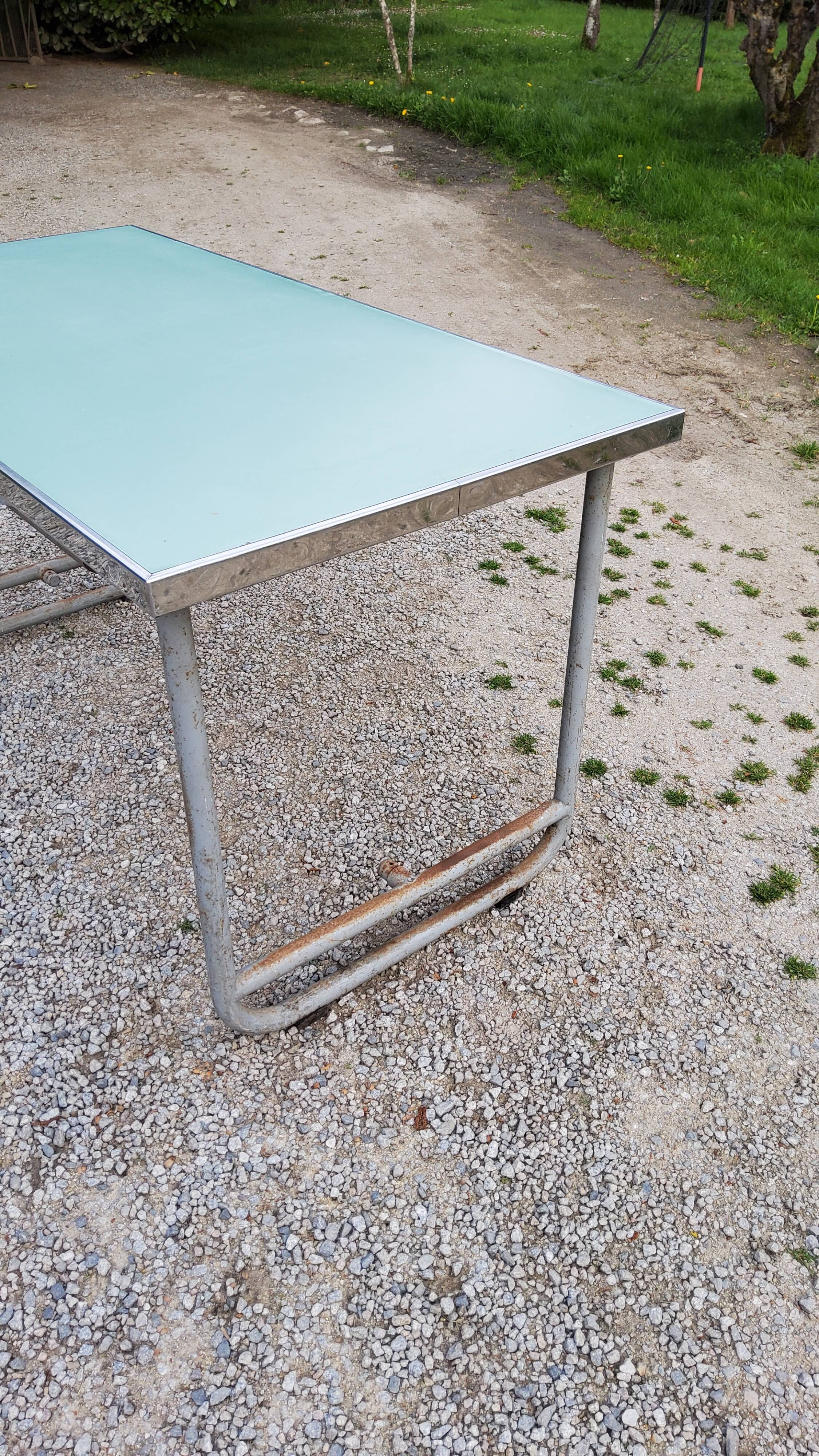 Metal office of the 50s of the Post Office