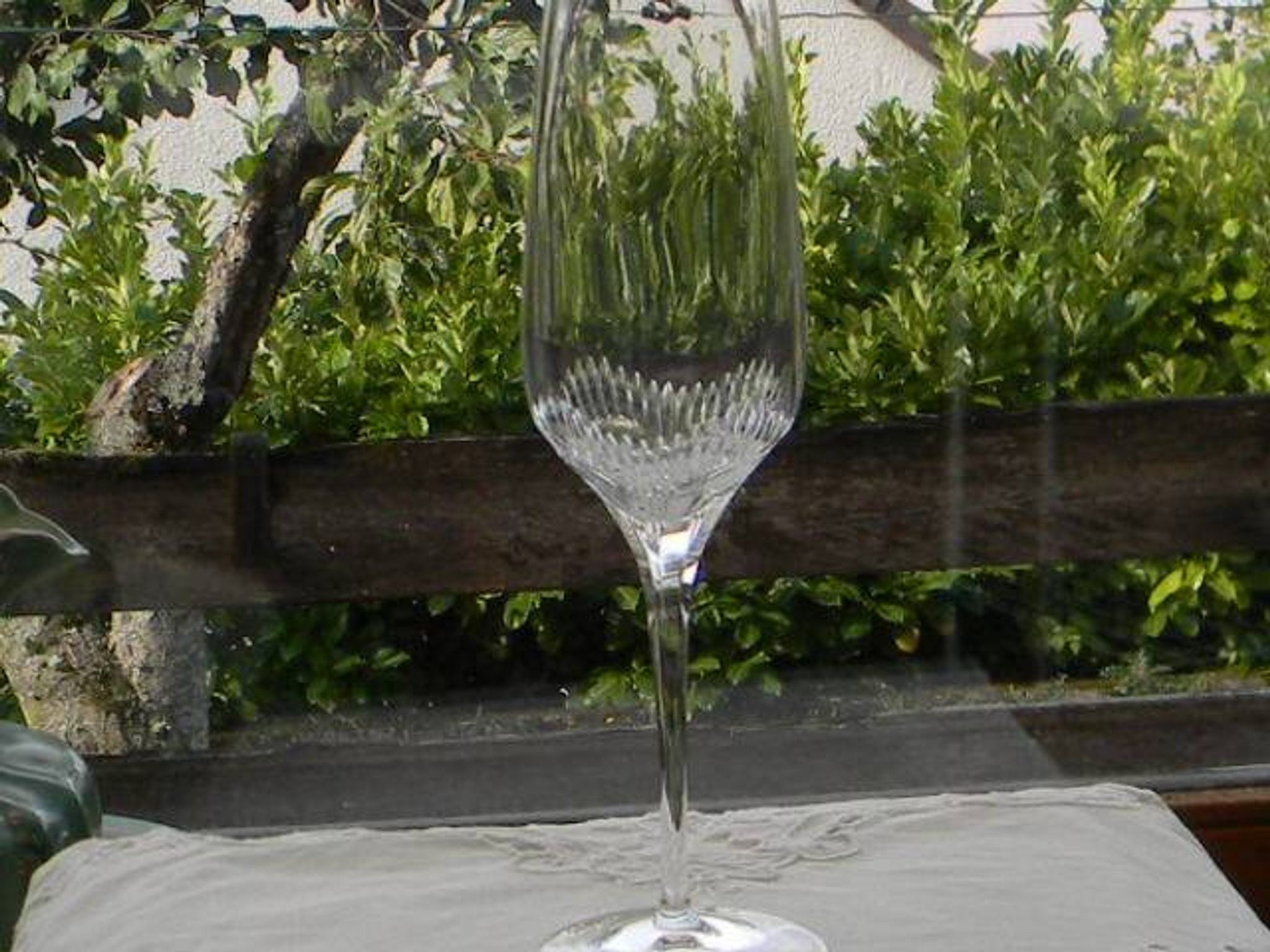 Set of 6 ARQUES crystal champagne flutes. BAVELLA model.
