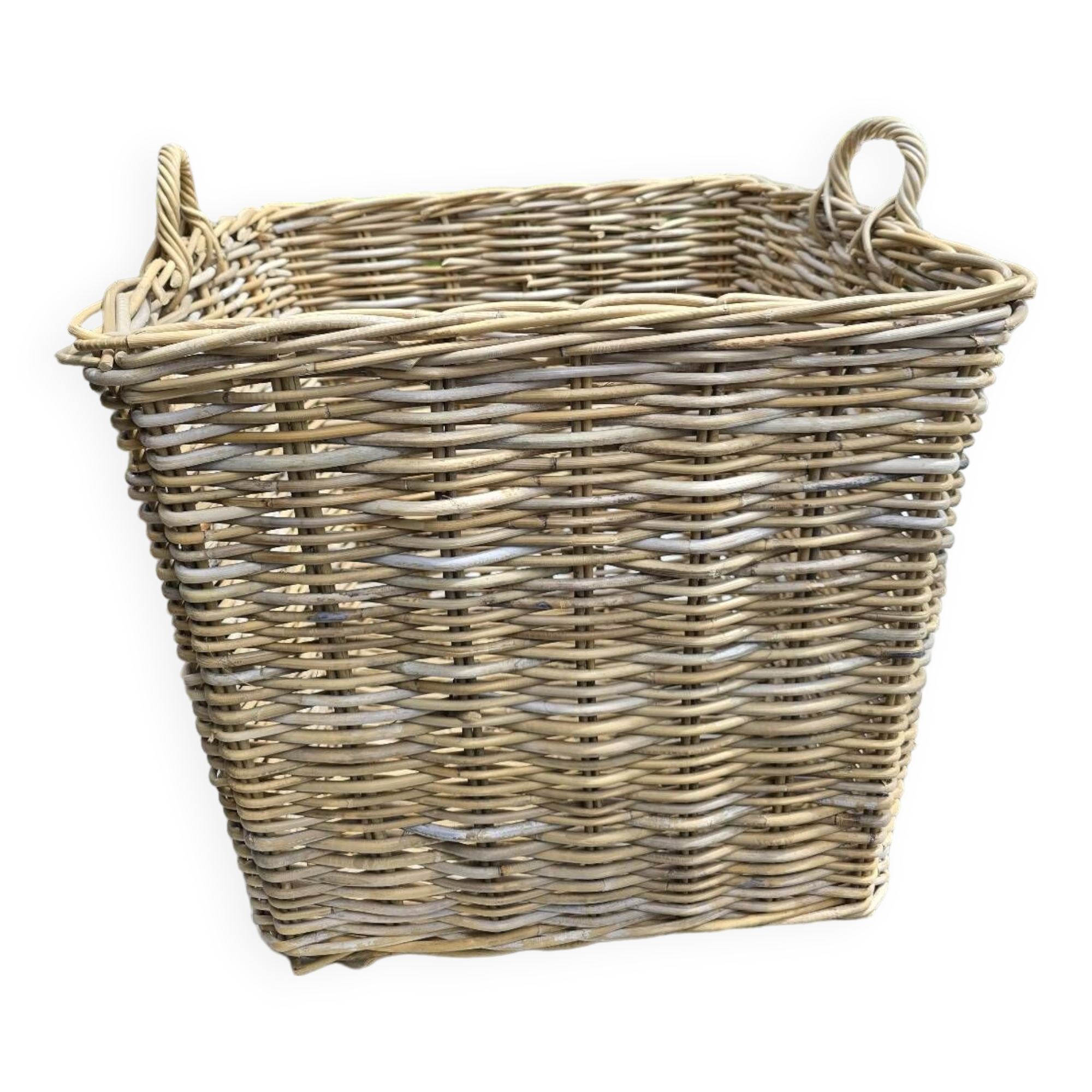 Wicker log basket